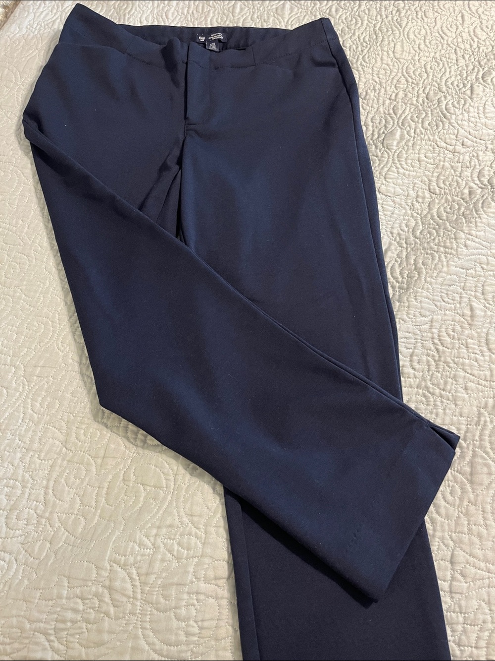 GAP Navy Cropped Ankle Dress Pant with  Slit Pockets. Size 6R Slim City Ponte